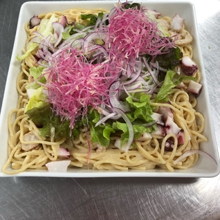 魚介の冷製パスタサラダ